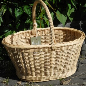 Henkelkorb mit Seegrasschnur
