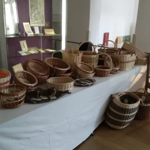Marktstand beim Zunft- und Handwerkermarkt in Seligenstadt im Mai 2024