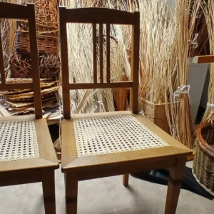 Kundenauftrag Stuhlgeflecht Geflochtene Sitzflächen mit Cotton-Flechtband